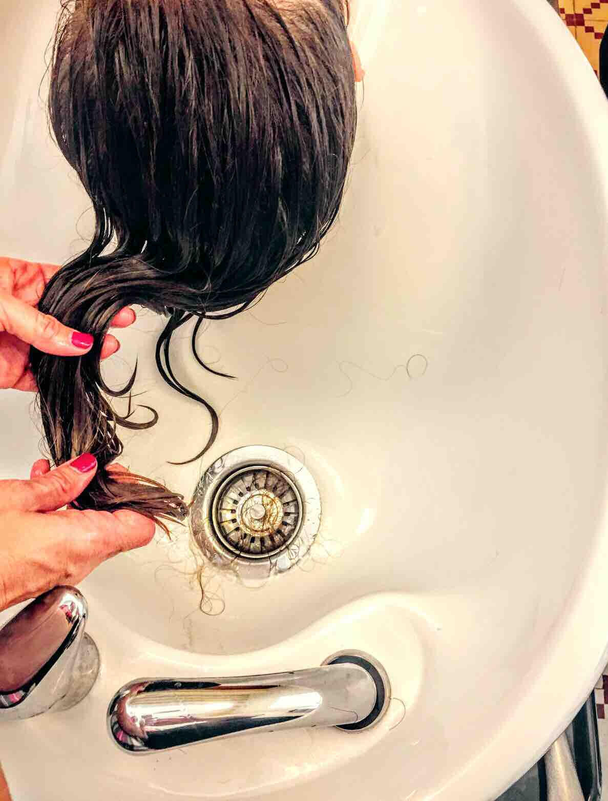 LA CADA DEL CABELLO EL UNIVERSO DE CARMEN